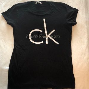 Calvin Klein Women’s Tee Top